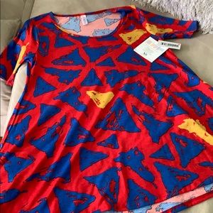 LuLaRoe perfect tee.nwt